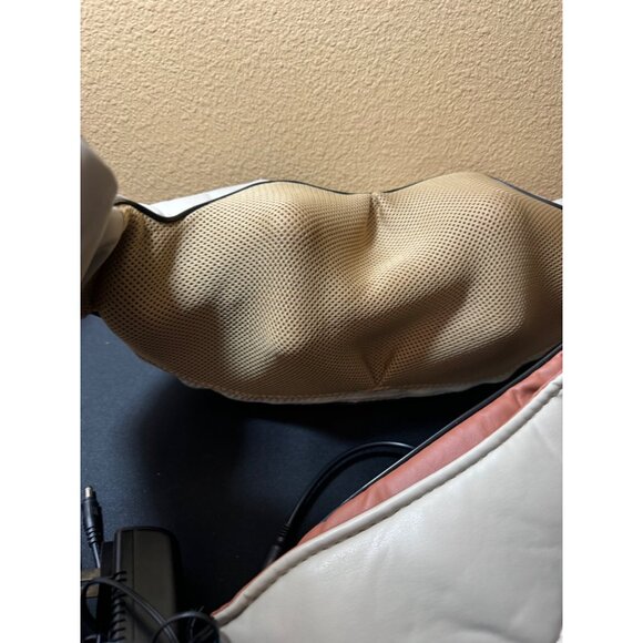 Five S Electric Shiatsu Neck & Back Massager With Heat - Picture 5 of 8